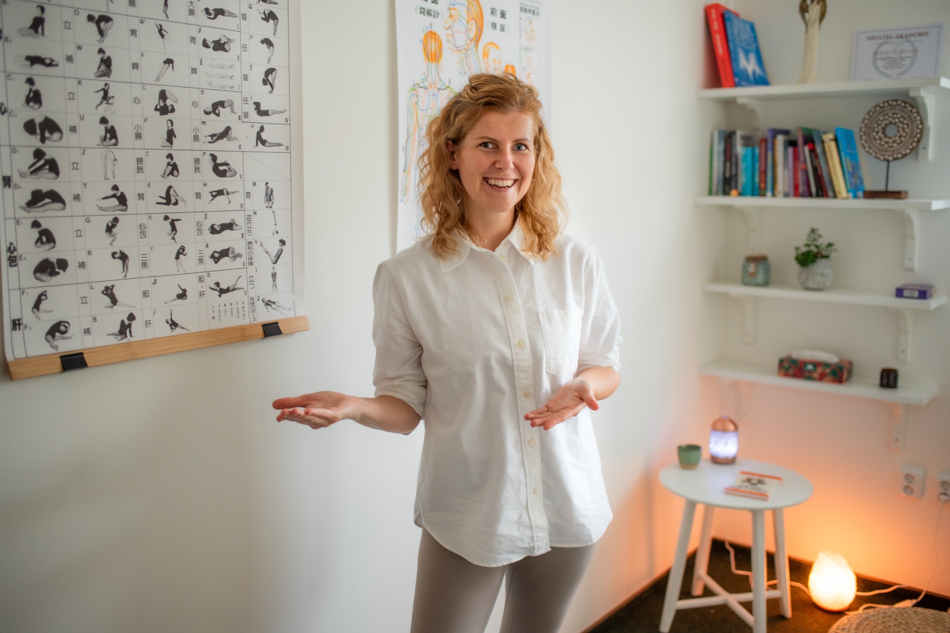 Adéla v shiatsu prostoru